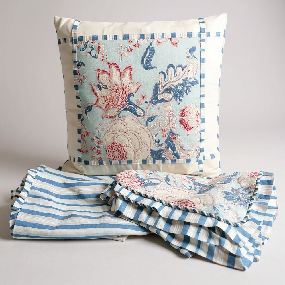 Waverly Hazel Old Glory Blue Cream Striped Floral 5 Piece Throw Pillow Shams Set